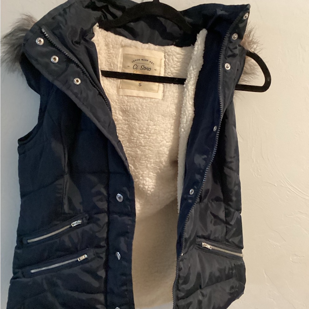 Ci Sono Ivory and Ebony Vest